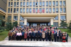 熱烈慶祝，12月15日，強(qiáng)壽集團(tuán)董事長李浪輝因壯醫(yī)藥研究治療領(lǐng)域取得的成績