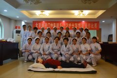 強(qiáng)壽控股北京德勝門中醫(yī)院舉辦5.12護(hù)士節(jié)護(hù)理技能操作競(jìng)賽